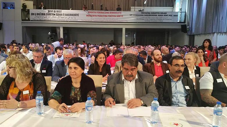 به‌ وێنه‌.. هه‌شته‌م كۆنگره‌ى رێكخستنى په‌يه‌ده‌ له‌ ئه‌وروپا